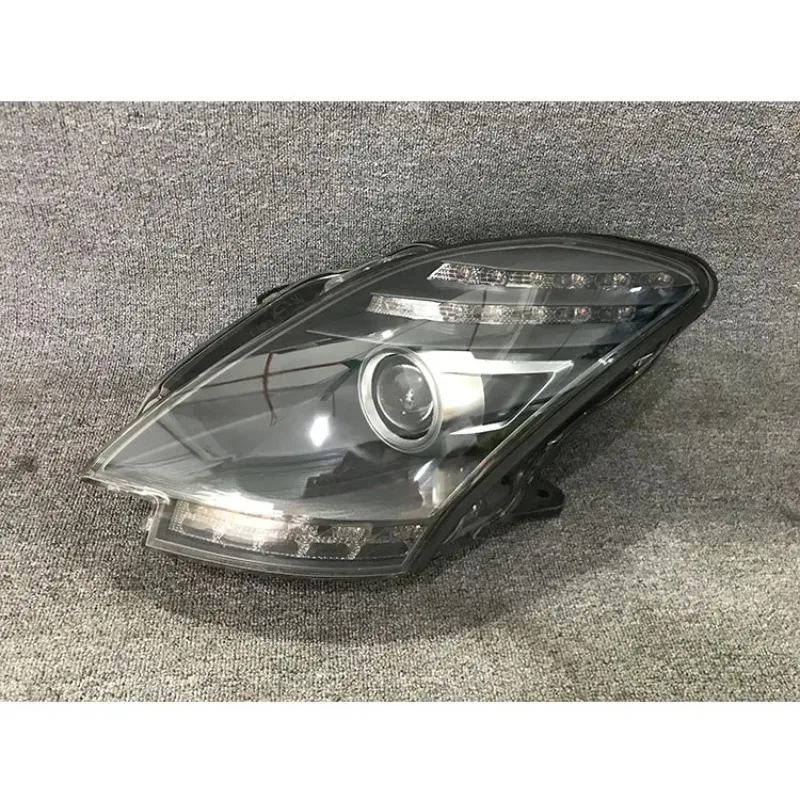 مصابيح أمامية عالية الجودة OEM/ODM لسيارة Mercedes-Benz 197 6000k درجة حرارة اللون تاريخ انتهاء الصلاحية الطويلة