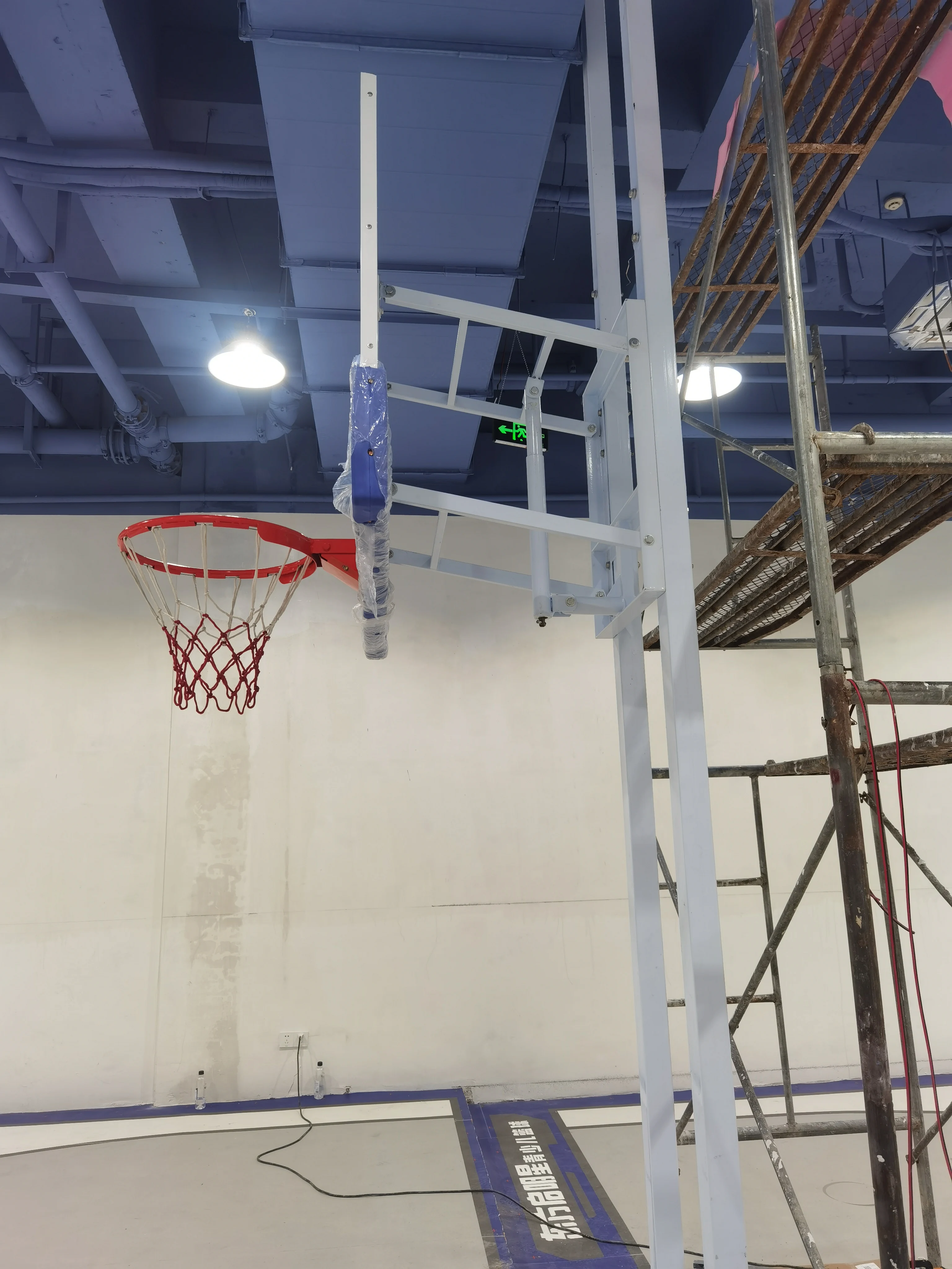 Factory Customization Adjustable Portable Outdoor Basketball Hoop Stand with Padding for Court Equipment