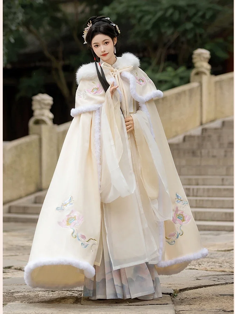 

Chinese Style Cape Heavy Industry Embroidery Cape Piled Thickened Winter Shawl Long