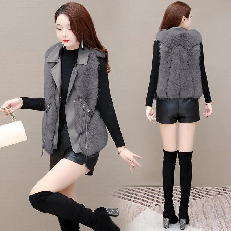 Stylish Faux Fur Vest for Women Short Slimming Coat with Waistcoat Design Spring Autumn Wearable Top for Outdoor​