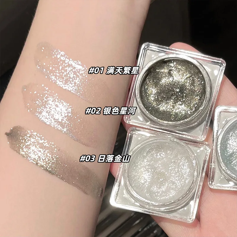 Paleta żelowych cieni do powiek Punk Glitter Smoky Black - metaliczna ciemnosrebrna mokra formuła i perłowe pigmenty, błyszczące kosmetyki