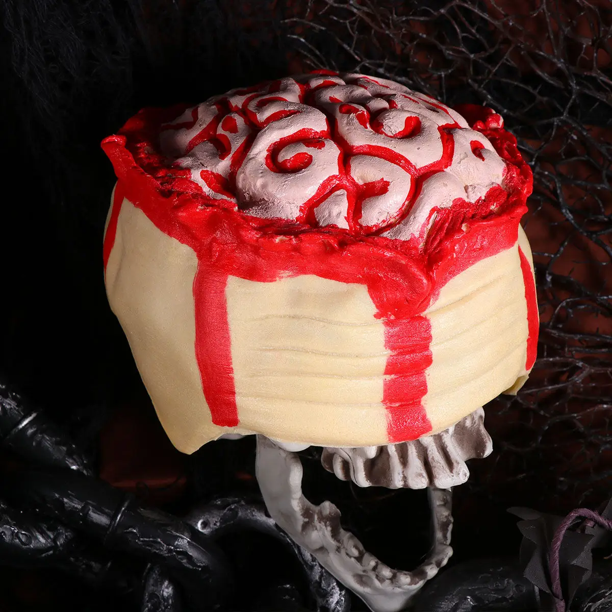 

Реалистичная шапка-маска в виде мозга с кровавыми пятнами, универсальный размер, реквизит для маскарада на Хэллоуин для мужчин, женщин и детей