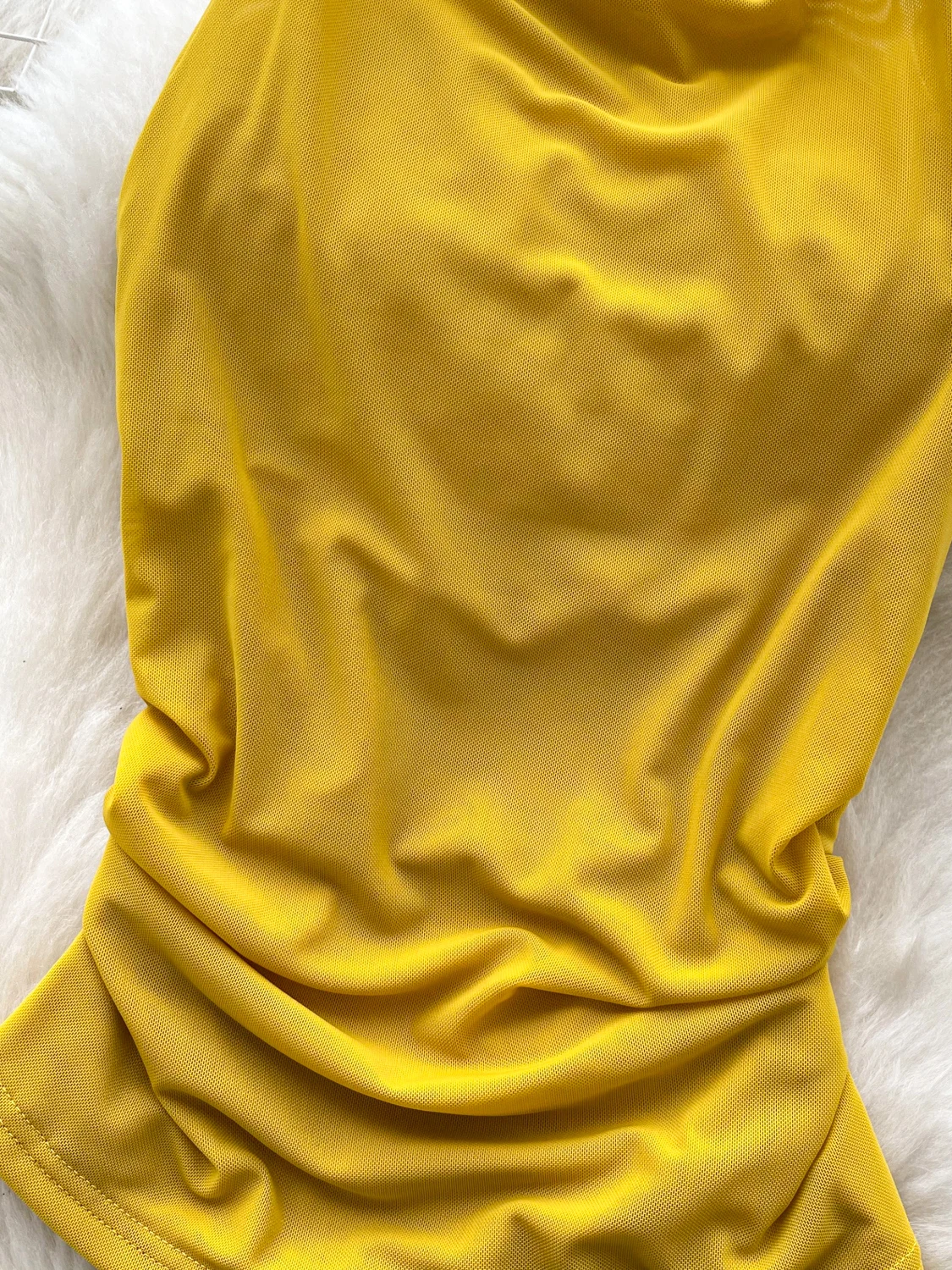 เสื้อกล้ามทรงเข้ารูปแบบเซ็กซี่สำหรับผู้หญิง สไตล์บริสุทธิ์ ดีไซน์จีบระบาย ทรงสวย ใส่สบาย เหมาะกับหน้าร้อน สไตล์สาวฮอต ใส่ไปทำงานได้