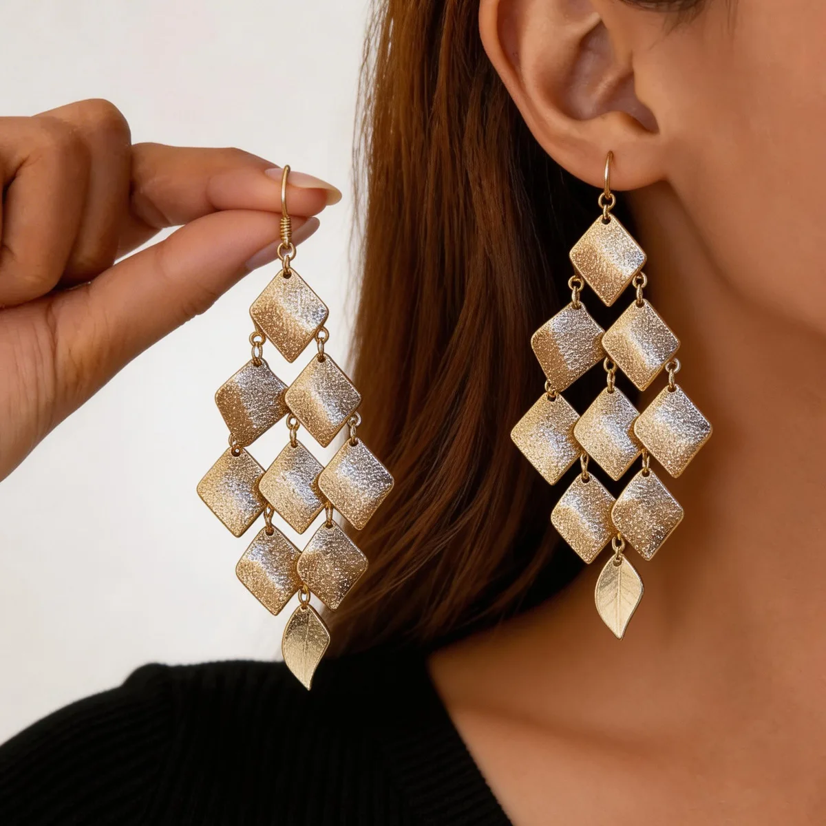 Metal wind matte rhombus sequined fringed earrings light luxury high-end earrings exaggerated temperament earrings