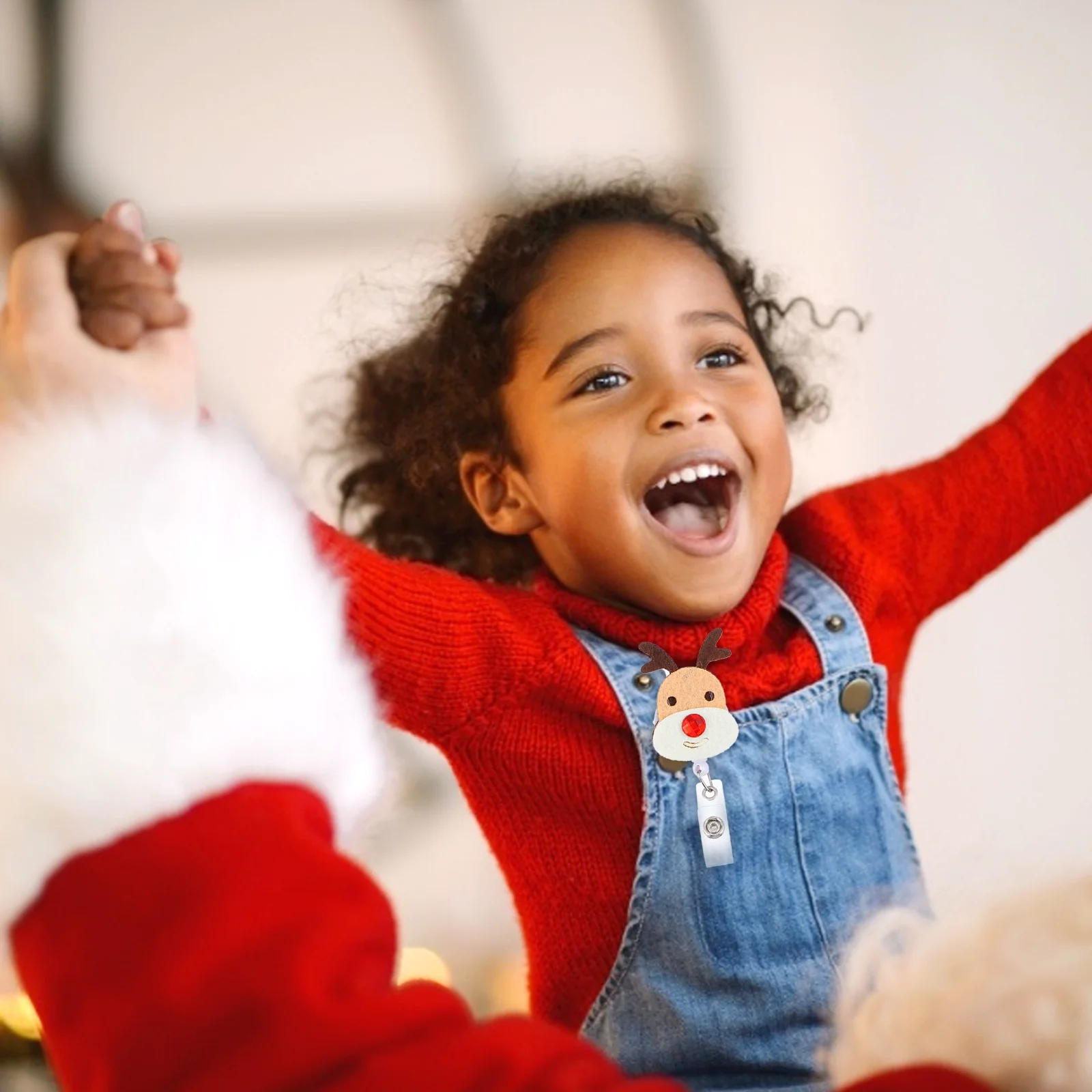 

7Pcs Retractable Badge Holder Christmas Design Felt Material with Sequin 360 Clip for Nurses Teachers Office Workers Name Badge