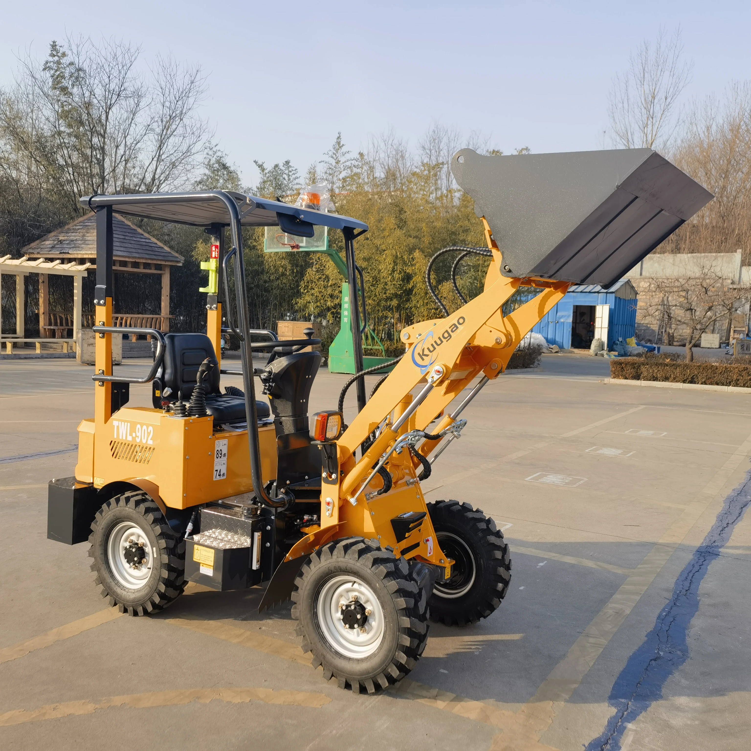 Electric Loader mini wheel loader 400kg 800kg Free Shipping Factory customized electric front loader 4x4 Electric Skidsteel