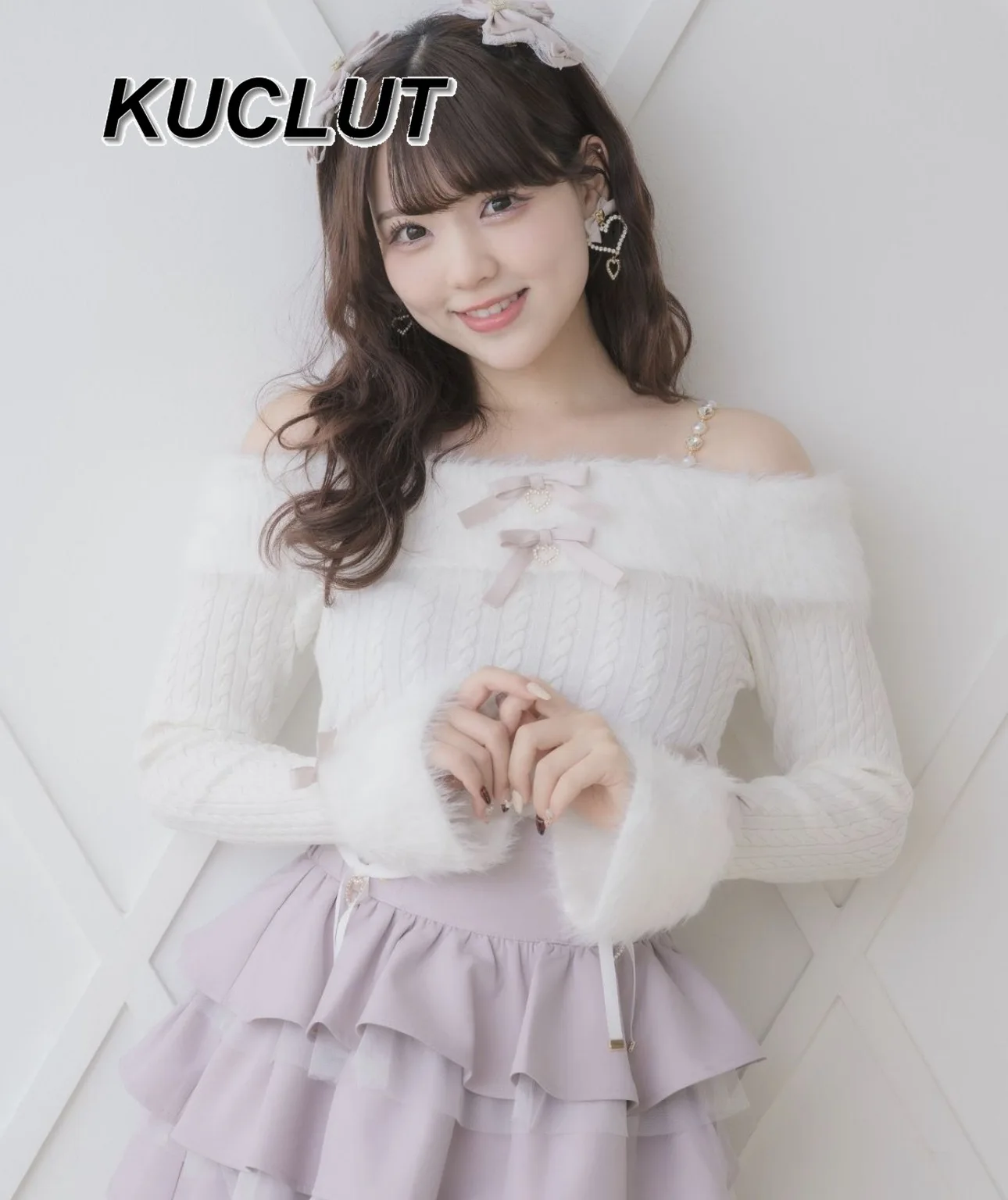 Rojita Style épaules dénudées cravate velours tricot pull haut avec nœud papillon coeur conception automne hiver pull pulls pour les femmes