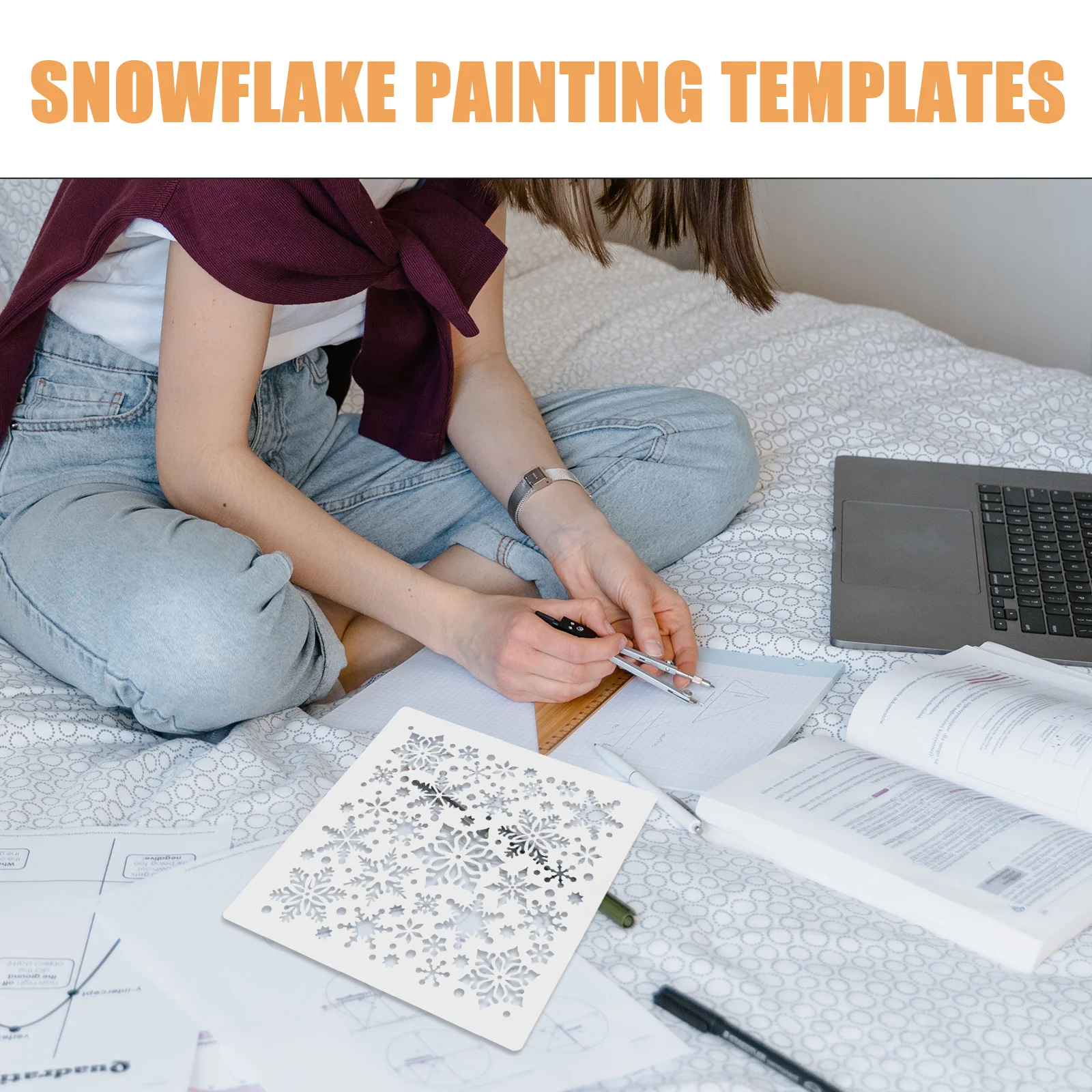 

4Pcs Snowflake Painting Stencils Plastic Drawing Templates DIY Tools for Wall Art Craft Decoration Stencils for Crafts