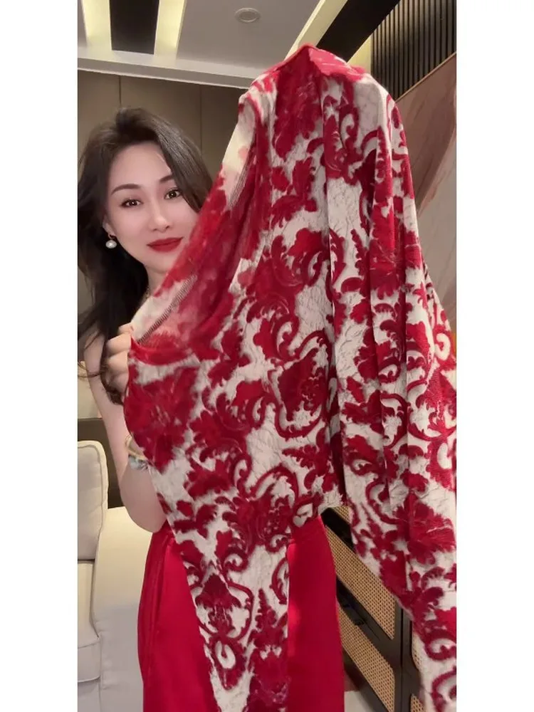 

Stunning Unique Embroidered Long Sve round Ne Red Top for Women Beautiful Set Spring Design Luy Year Festive Wear