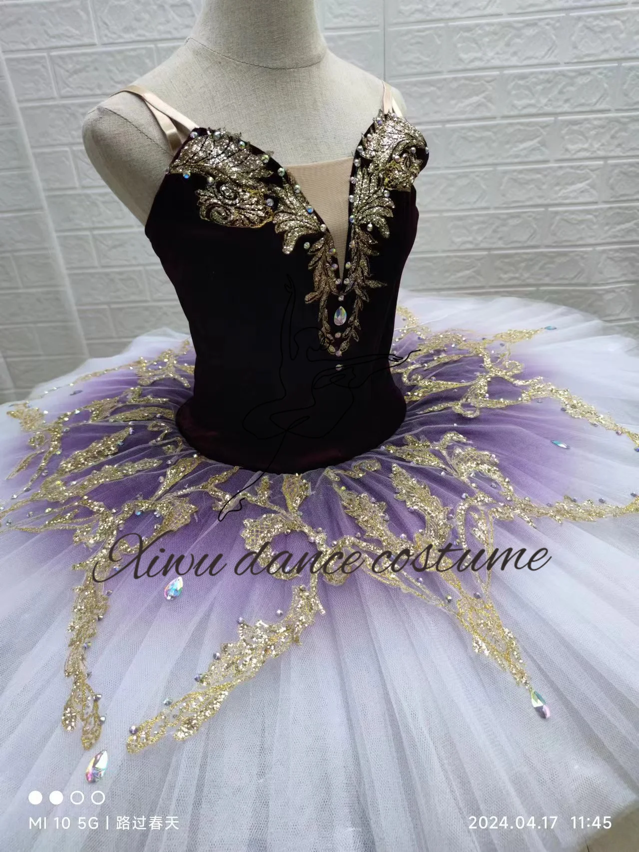 ชุดบัลเล่ต์คุณภาพสูงชุดบัลเล่ต์สำหรับแข่งขันระดับมืออาชีพ