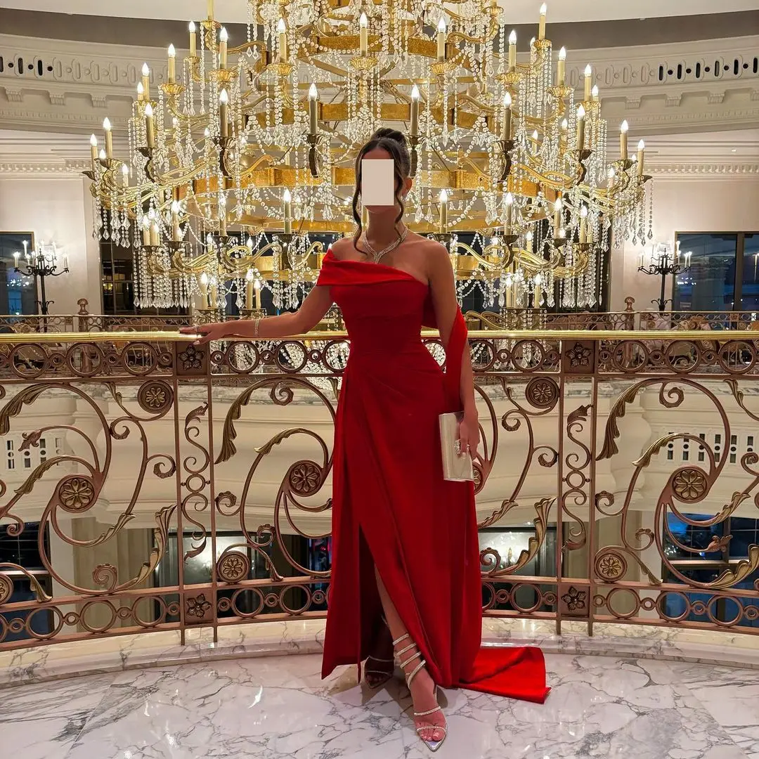 

FLORINE TULIRAIN Strapless Neckline Vent Sleeveless Red Court Train Wedding Evening Dress Cocktail Prom Gown For Sexy Women