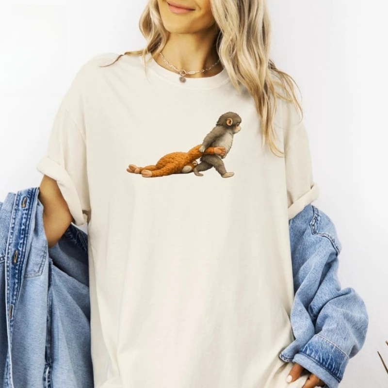 Punch Rend Meme Graphic Viral Baby Monkey Holding Plush Toy Animal Lover Gift Cute Cozy Short-sleev Shirt Fashion Streetwear