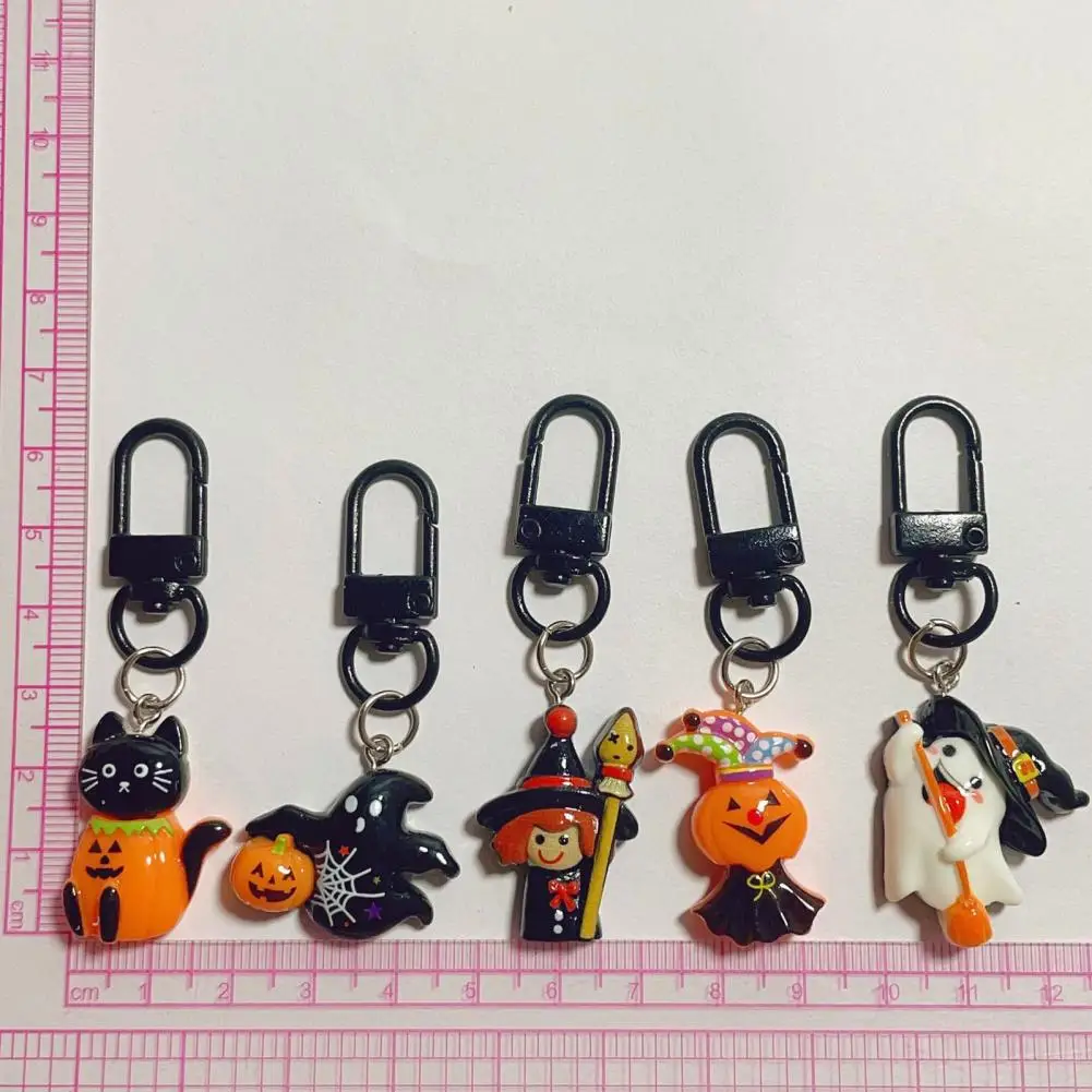 Long-lasting Keychain Design Ghost Keychain Spooky Halloween Keychain Set with Skeleton Ghost Witch Pumpkin Crossbones for Girls