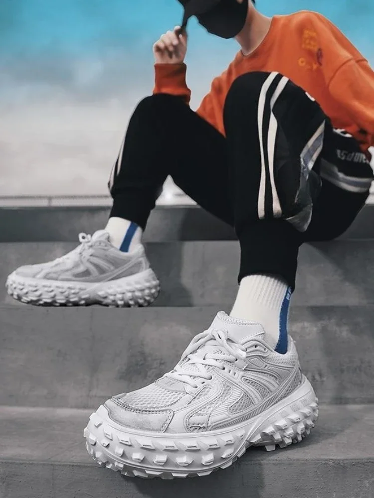 

Уличная дышащая спортивная обувь для мужчин, белые весенне-осенние трендовые летние распродажи 2024, оригинальные модные широкие мужские повседневные кроссовки
