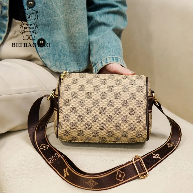 Grid Square Bag 2024 New Retro Fashion Casual Women's Bag Bear Pattern Design Crossbody Bag Large Capacity Single Shoulder Bags