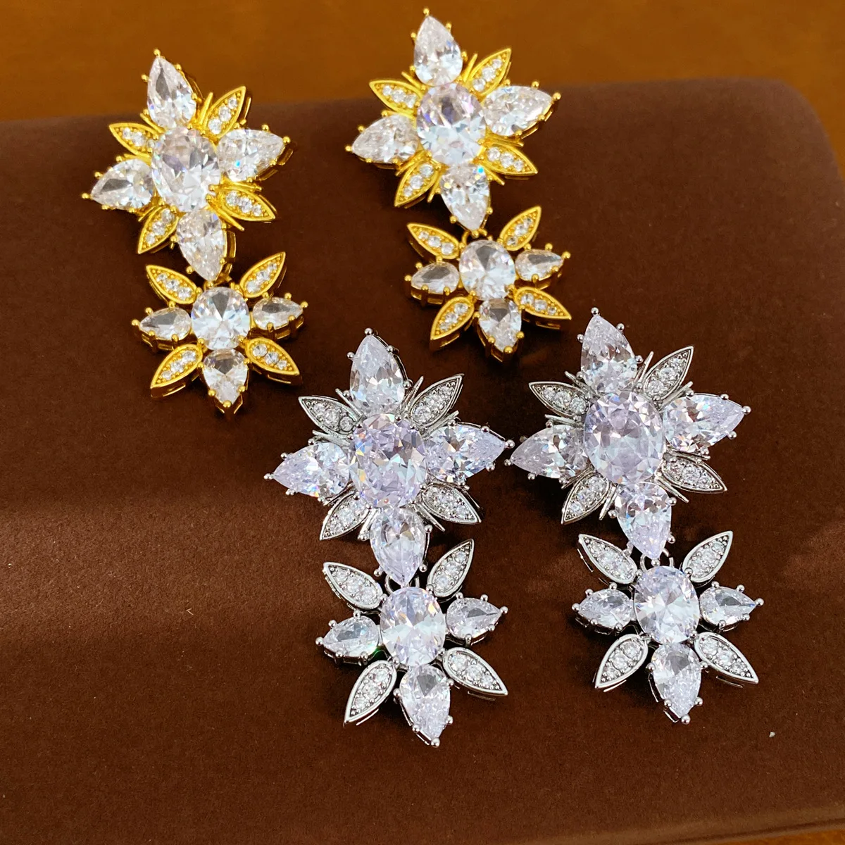 DOO MEI Flower Zircon Dangle Earrings For Women Sparkly Crystal Drop Earrings Luxury Statement Jewelry For Wedding Party Evening