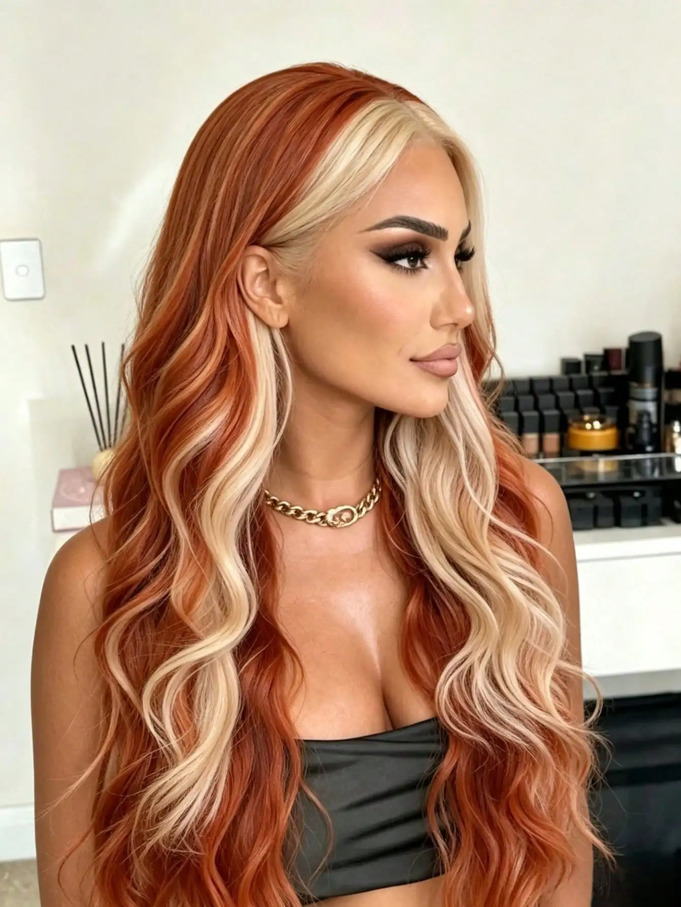 250% Density Highlight Blonde Body Wave Lace Frontal Wig Brazilian Human Hair 13x4 Hd Transparent Lace Front Wigs Human Hair for Women Ginger Orange with Blonde Water Wave Lace Front Wigs Pre Plucked Bleached Knots For Halloween Use