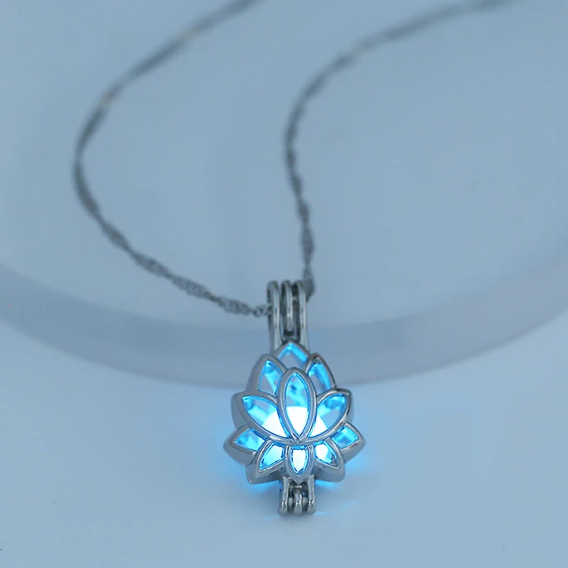 موضة اليوغا الصلاة البوذية مضيئة متوهجة في الظلام القمر لوتس قلادة قلادة للنساء قلادة زهرة بسيطة مجوهرات #6