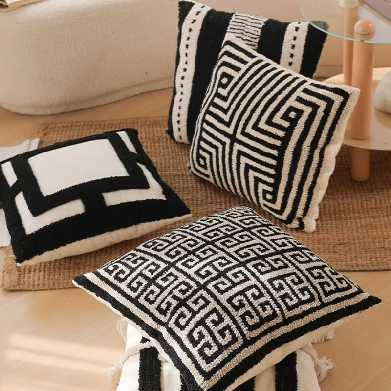 Black Tufting Pillows Retro Geometric Cushion Case Ins Hot Square Decorative Pillow Cover For Sofa Chair Home Decorations