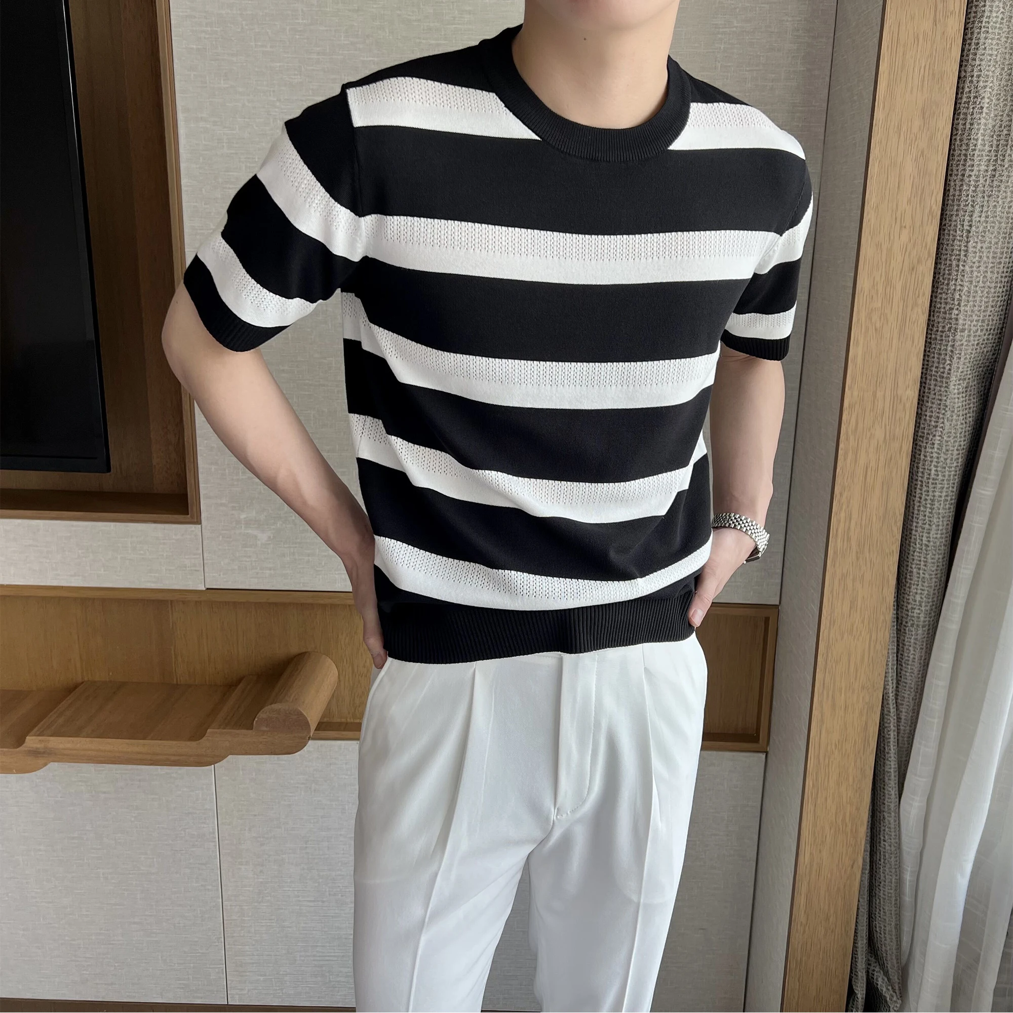 

2022 Summer Men Fashion Streetwear Slim Fit T Shirt Male Ice Silk Knitting Tops Men Stripe Round Neck Tee Shirt Homme G181