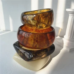 HangZhi Vintage Wide Geometric Large Resin Bracelet Brown Irregular Chunky Clear Bangle Jewelry Gift for Women Girls 2024 New
