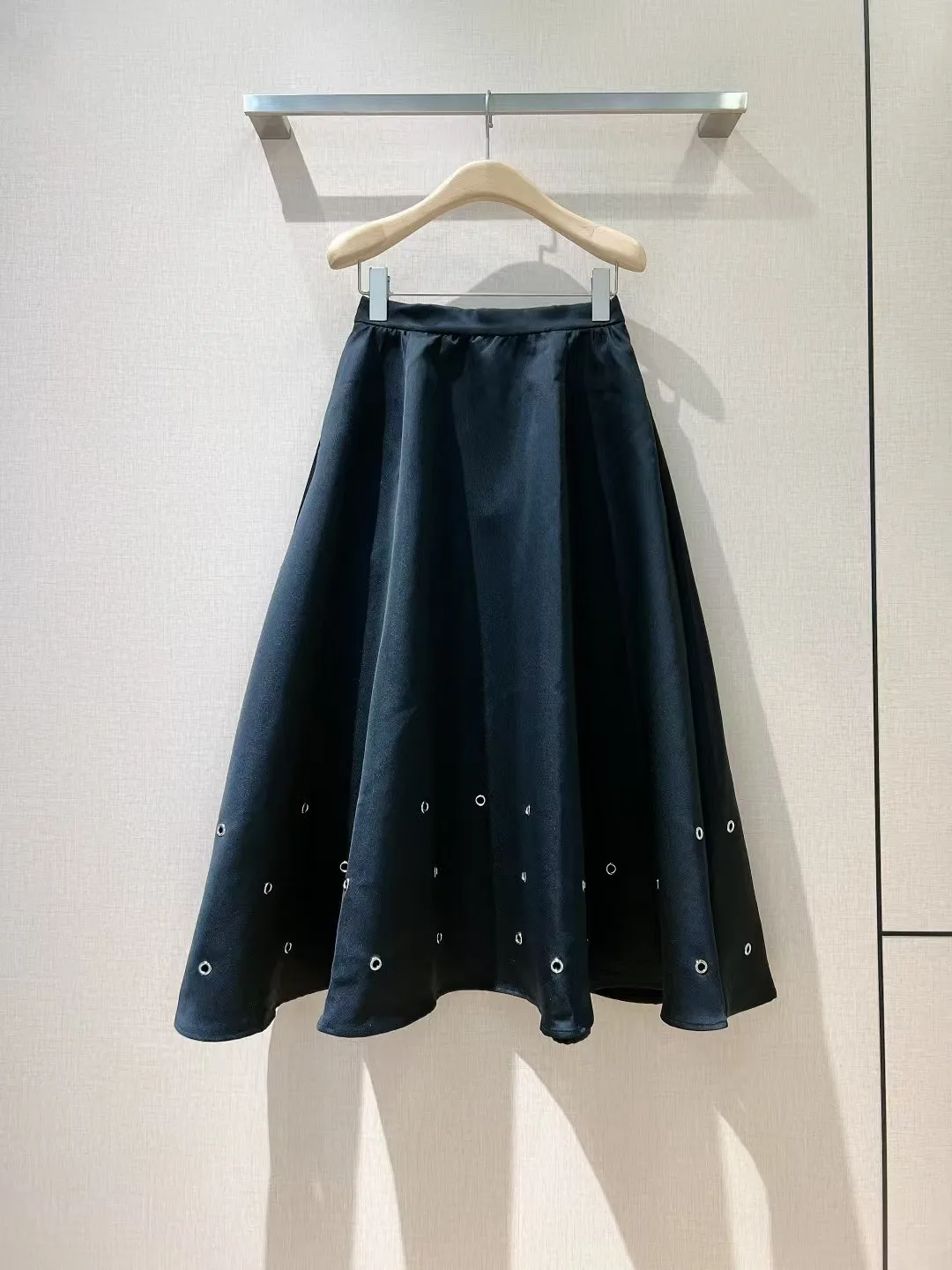 High end customized women's versatile high waisted skirt