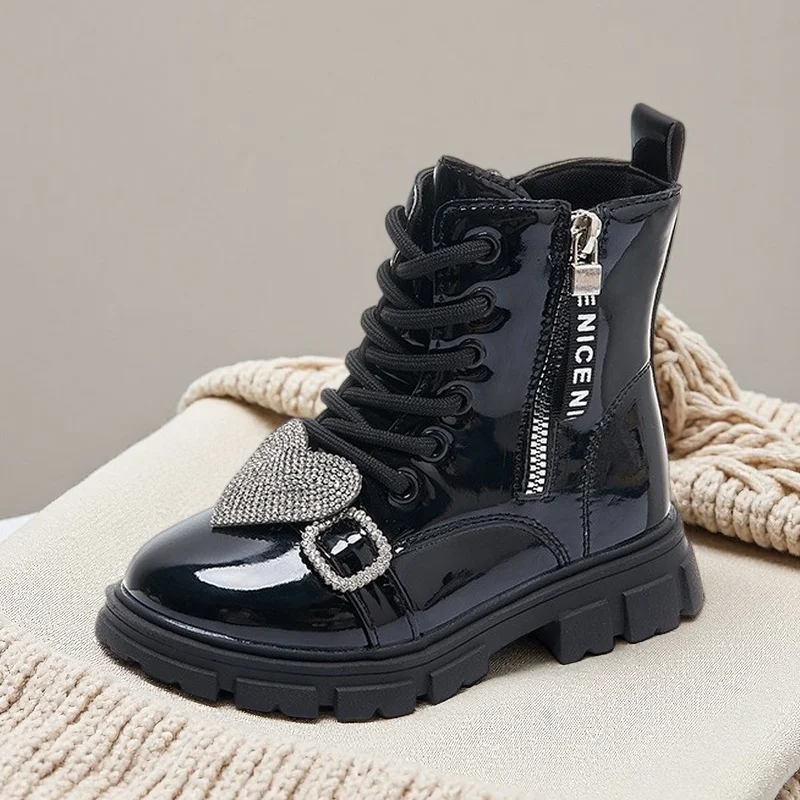 Girls Chelsea Boots 2026 Fall Winter Patent Leather Heart Side Zipper Mid Calf Boots Kids Students Non-Slip Casual Short Boots
