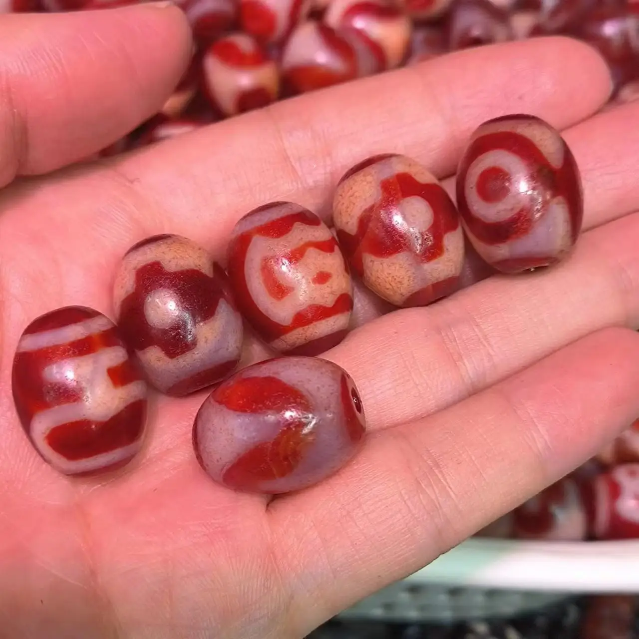 

1pcs/lot natural multi-pattern old agate dzi red Dallo beads Weathered lines Delicate Accessories jewelry amulet archaic diy