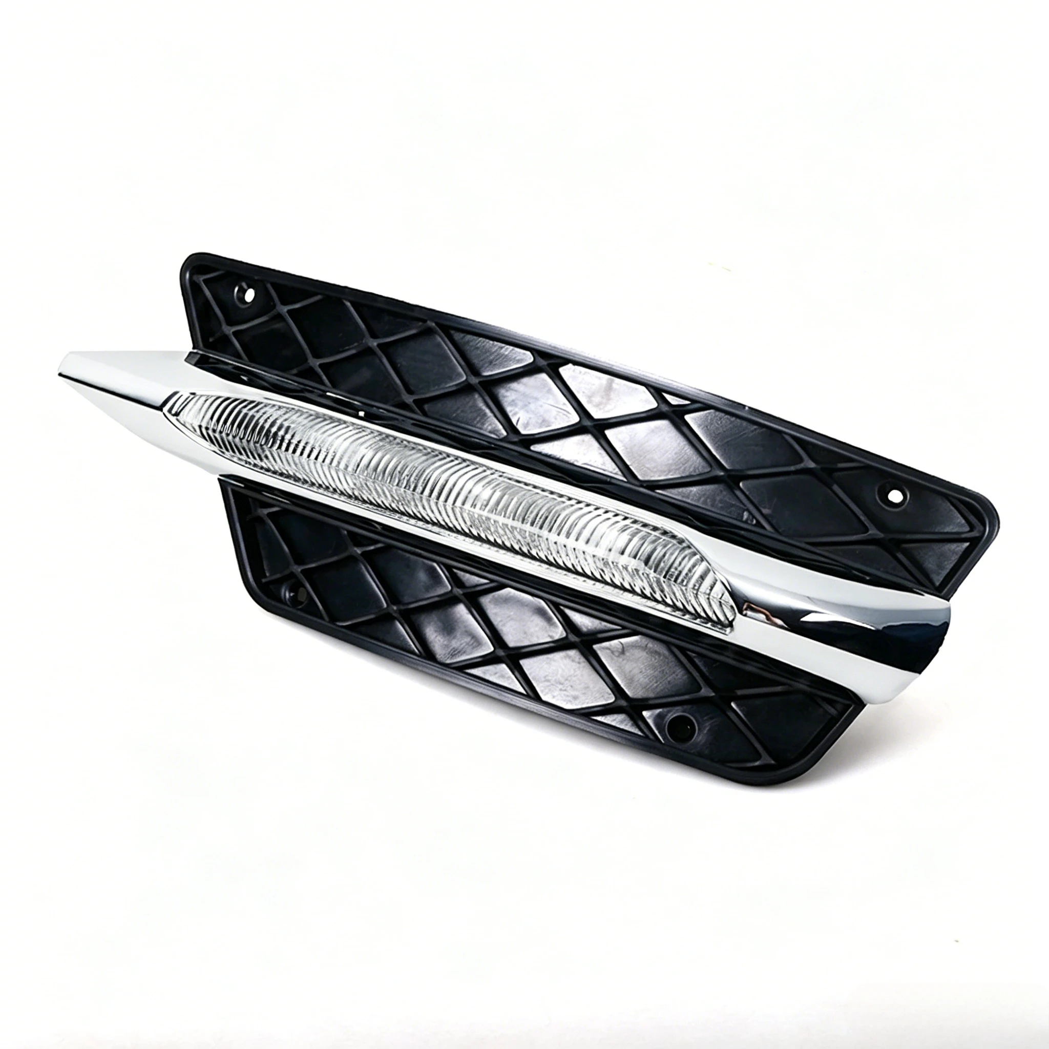 For Benz W204 C-Class 2012 2013 2014 Front Bumper DRL Grilles Grill LED Daytime Running Light DRL Fog Light For Mercedes