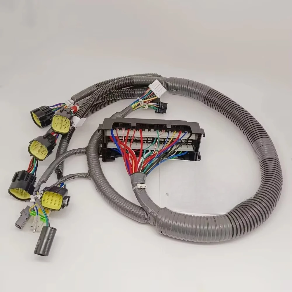 EC210B Excavator Engine Parts Fuse Box Wire Harness 14535882 VOE14535882