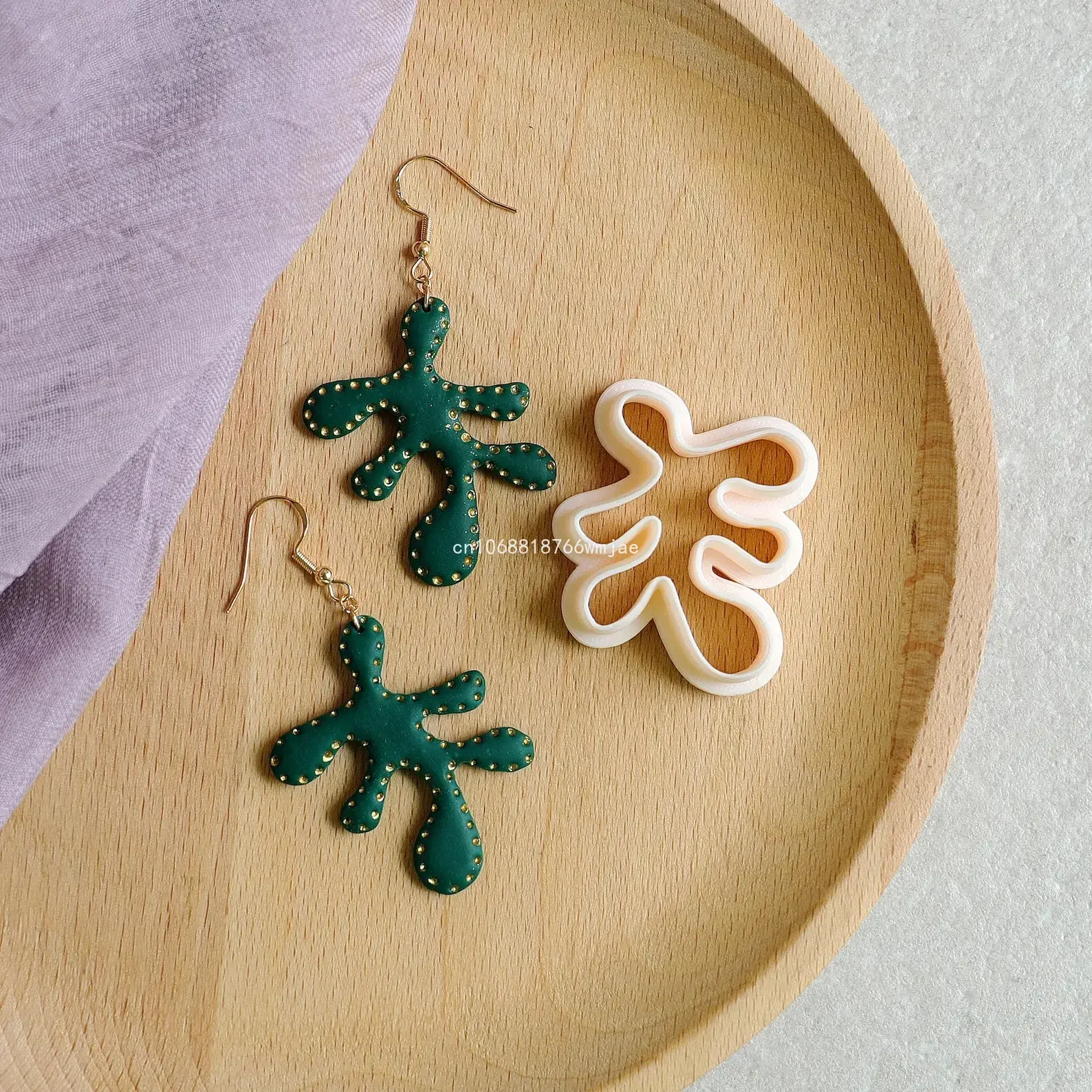 Irregular Geometric Polymer Clay Molds Leaves Abstract Shaped Clay Cutters for DIY Earring Jewelry Pendant Embossing Cutting