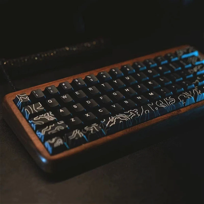 

GH60 Walnut wood /Rosewood/red sandalwood Mechanical Keyboard shell Customized 60% solid wood Mechanical Keyboard shell