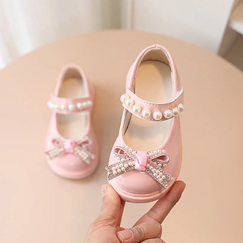 Girls Princess Shoes Summer Sandals For Girls Dance Bow Pearl Flat Heels Children Dancing Performance Shoes Kids Casual Shoes