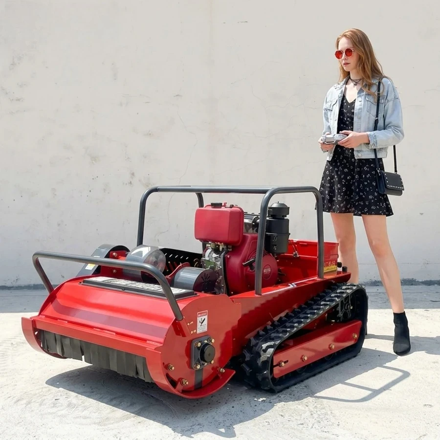 Tracked Mulcher Multifunctional Grass Mower with Battery Cordless Flail Mower 48v Remote Diesel