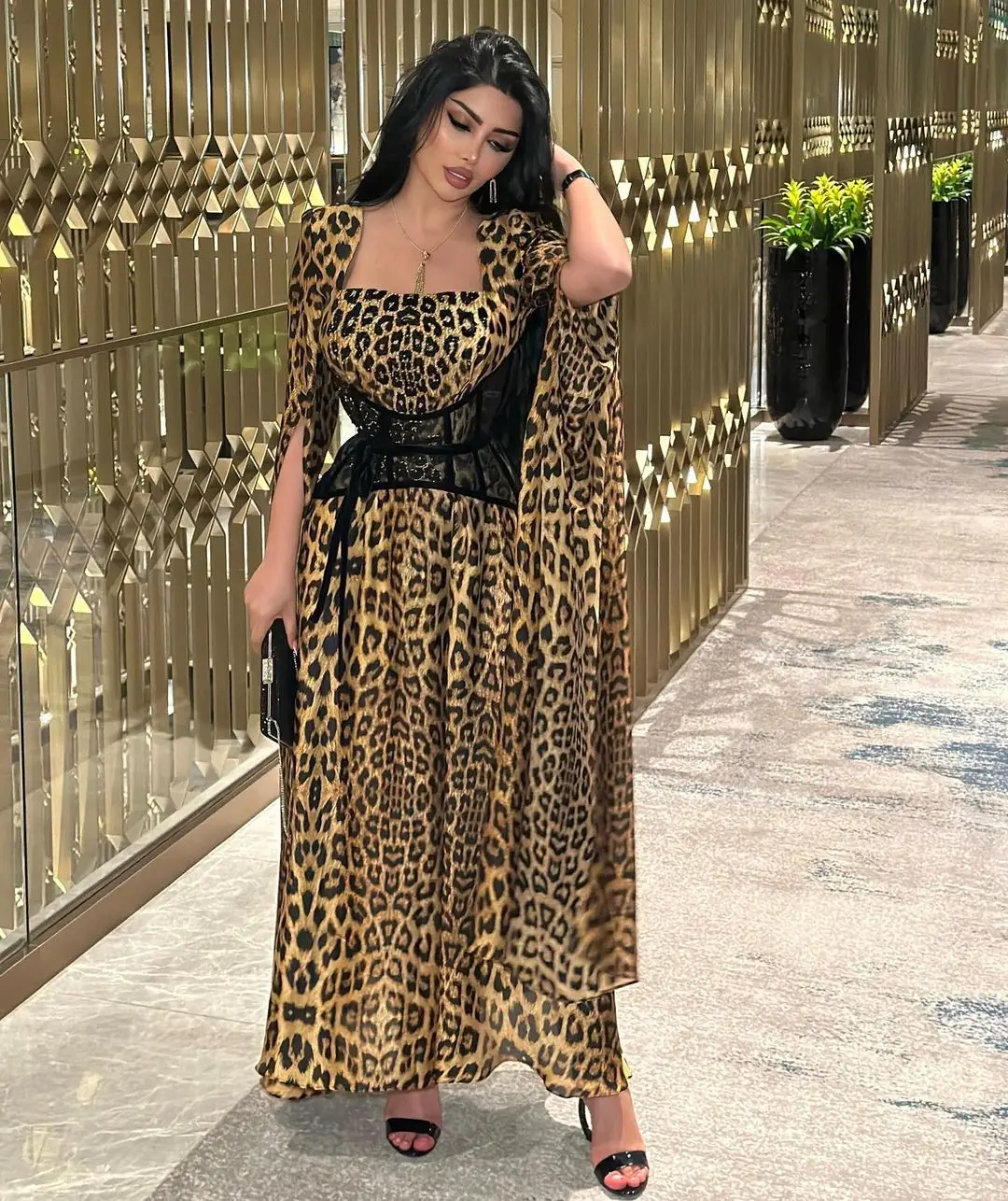 Leopard Print Long Split Sleeves Prom Dresses Arabia Fashion Square Neck A-Line Evening Dresses Formal Occasion Party Gown