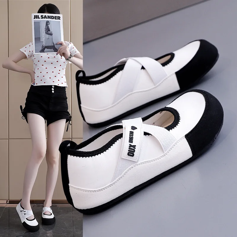 

The 2025 new fashion spring and summer versatile Velcro slimming, versatile casual sports shoes and training shoes