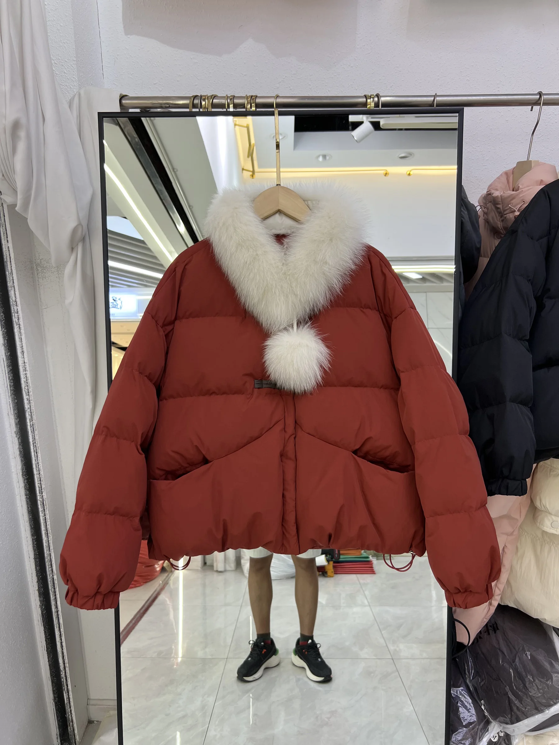 المألوف فضفاض الأبيض بطة أسفل سترة جديدة أسفل سترة المرأة قصيرة الثعلب الفراء طوق وشاح الشتاء الدافئة سترة #5