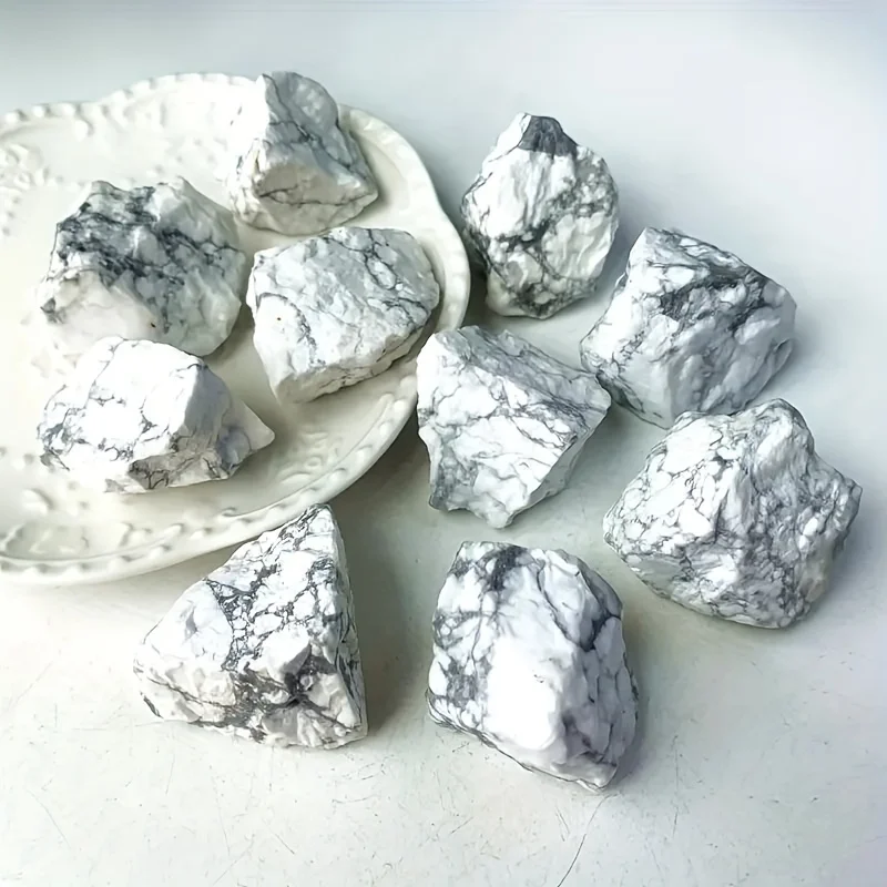 Natural Howlite Crystal And Gem Raw Stone Healing Crystal Stone Home Decoration And Aromatherapy Stone