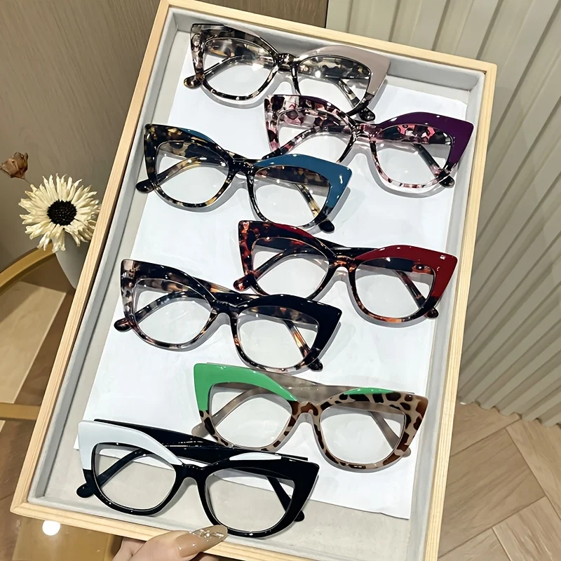 نظارات عين القطة الأنيقة مع ميزات حجب الضوء الأزرق الفريدة من نوعها، نظارات على الطراز القديم مصممة للنساء مع نمط كتلة الألوان