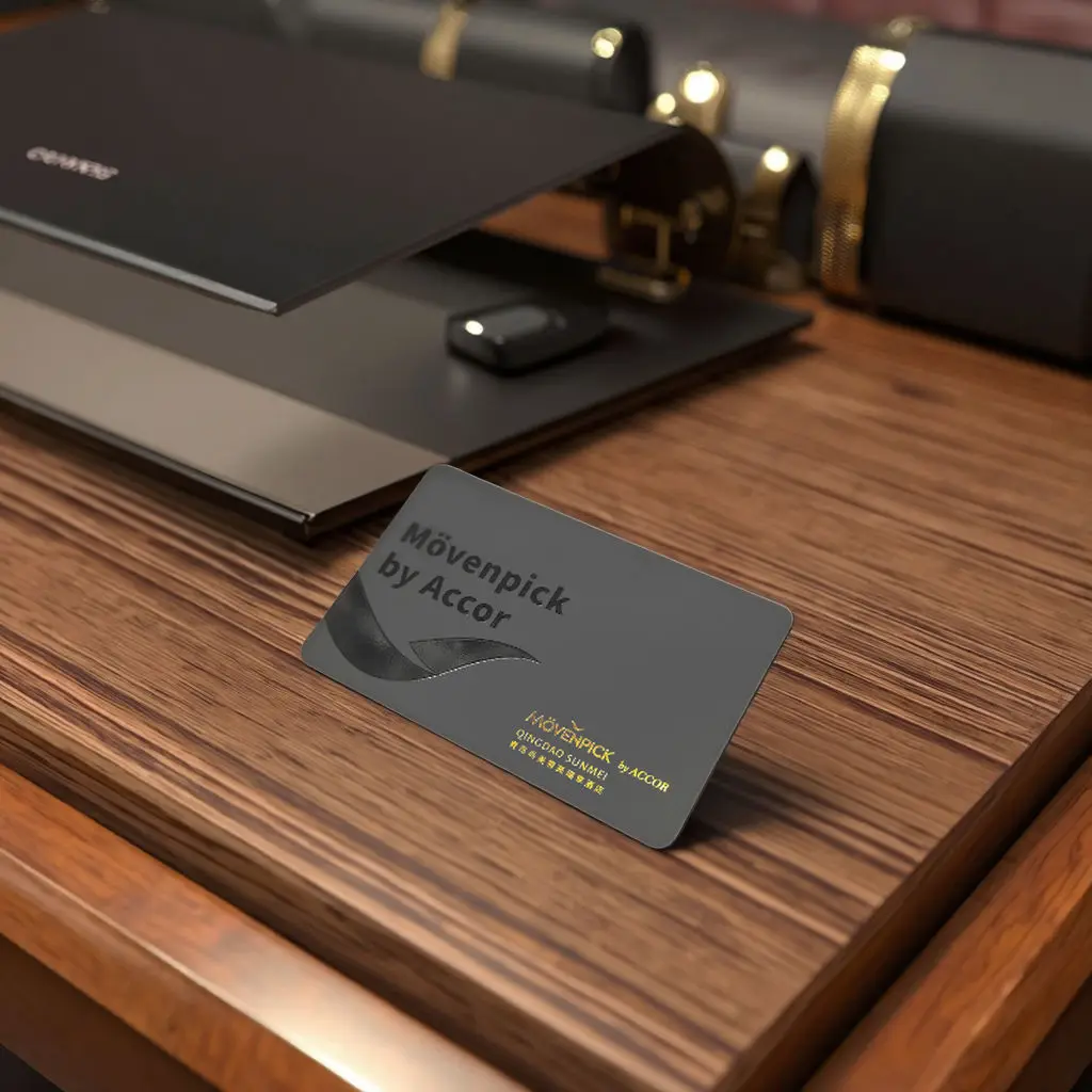 Waterproof Curved Edge Custom PVC Business Cards 200Pcs Personalized Logo Text Printing Name Cards For Corporate Company