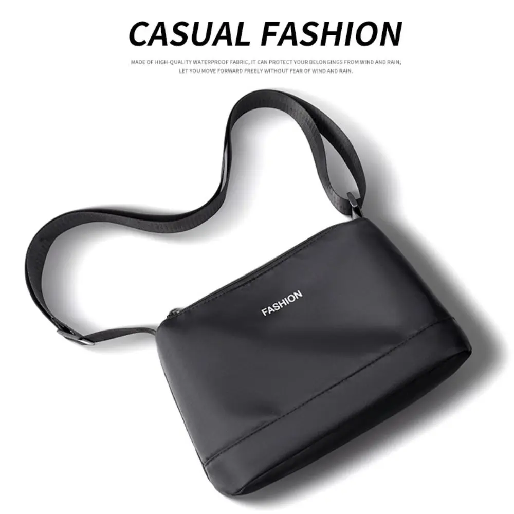 New Waterproof Shoulder Bag Large Capacity Lightweight Chest Bag Simple Korean Style Black Men's Crossbody Bag Commuting