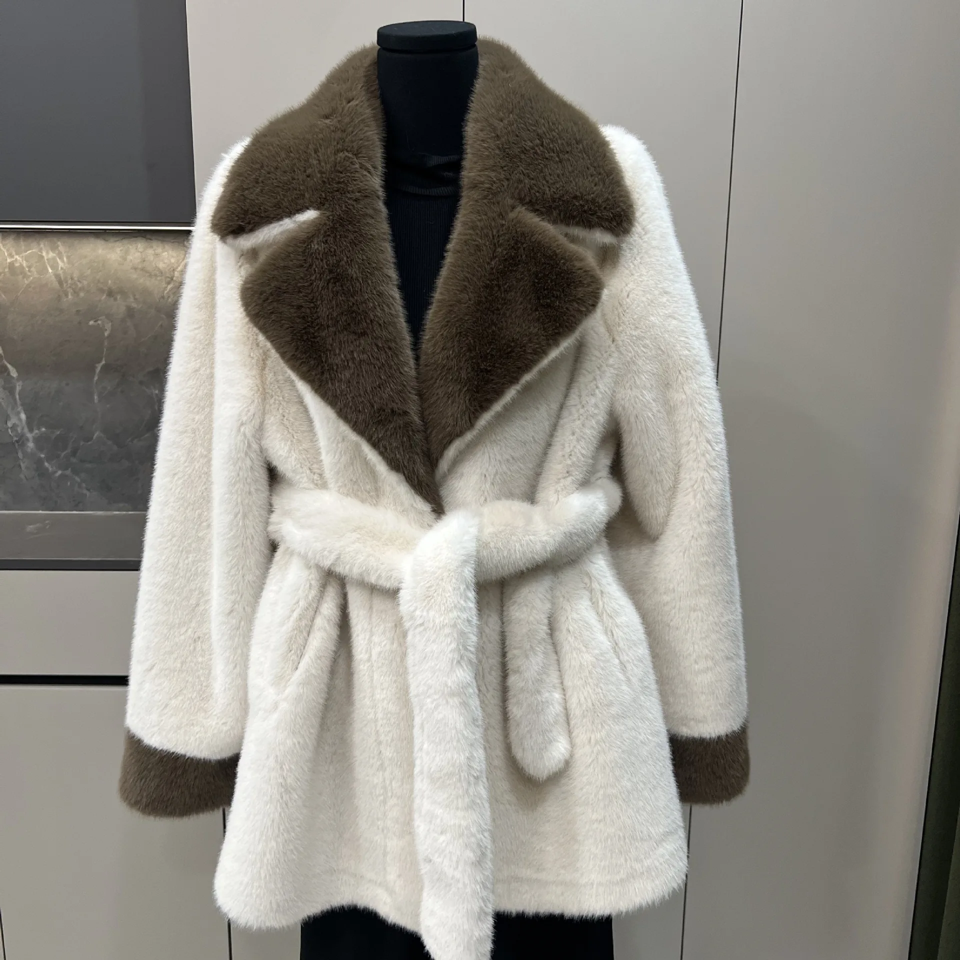 Women Faux Fur Mid Length Coats Jackets Turn Down Collar Lace Up Tight Waist Coat Thick Warm Y2k Streetwear Jacket Autumn Winter