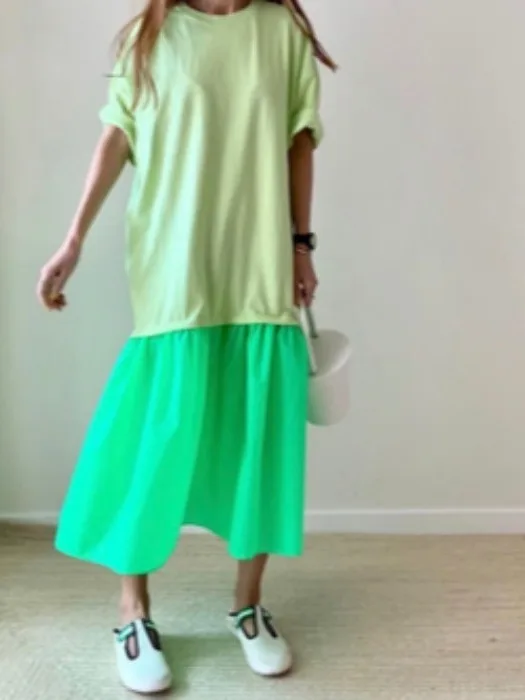Vestido de verano refrescante con empalme, manga corta, otro material 00, sin marca registrada, año de tado de marcas com...