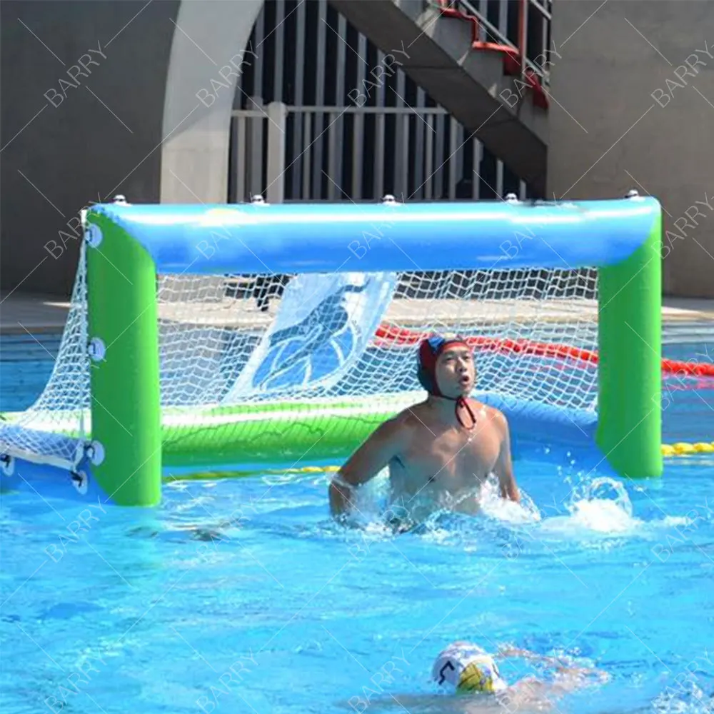 Porta da calcio gonfiabile sigillata con pallone d'acqua gonfiabile premium in vendita