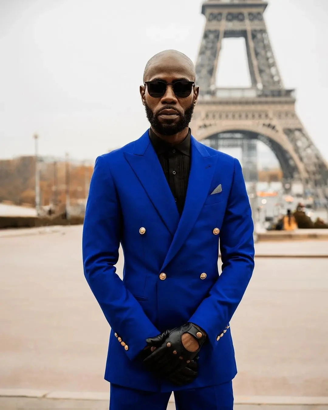 

Formal Royal Blue Suits For Men Peaked Lapel Slim Fit Tuxedos Wedding Groom Wear Business Prom Party 2 Pieces Jacket Pants