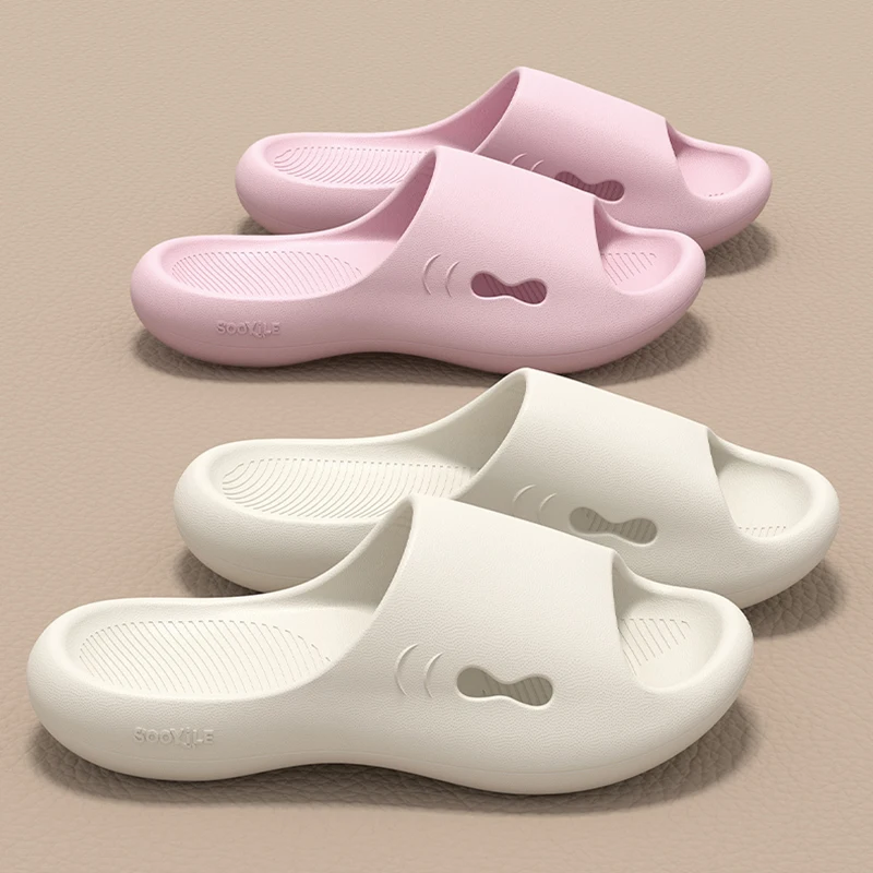 Lightweight Non Slip Eva Home Slippers Women 2026 Summer Soft Bottom Cloud Slippers Woman Hollow Out Pink Platform Slides Shoes