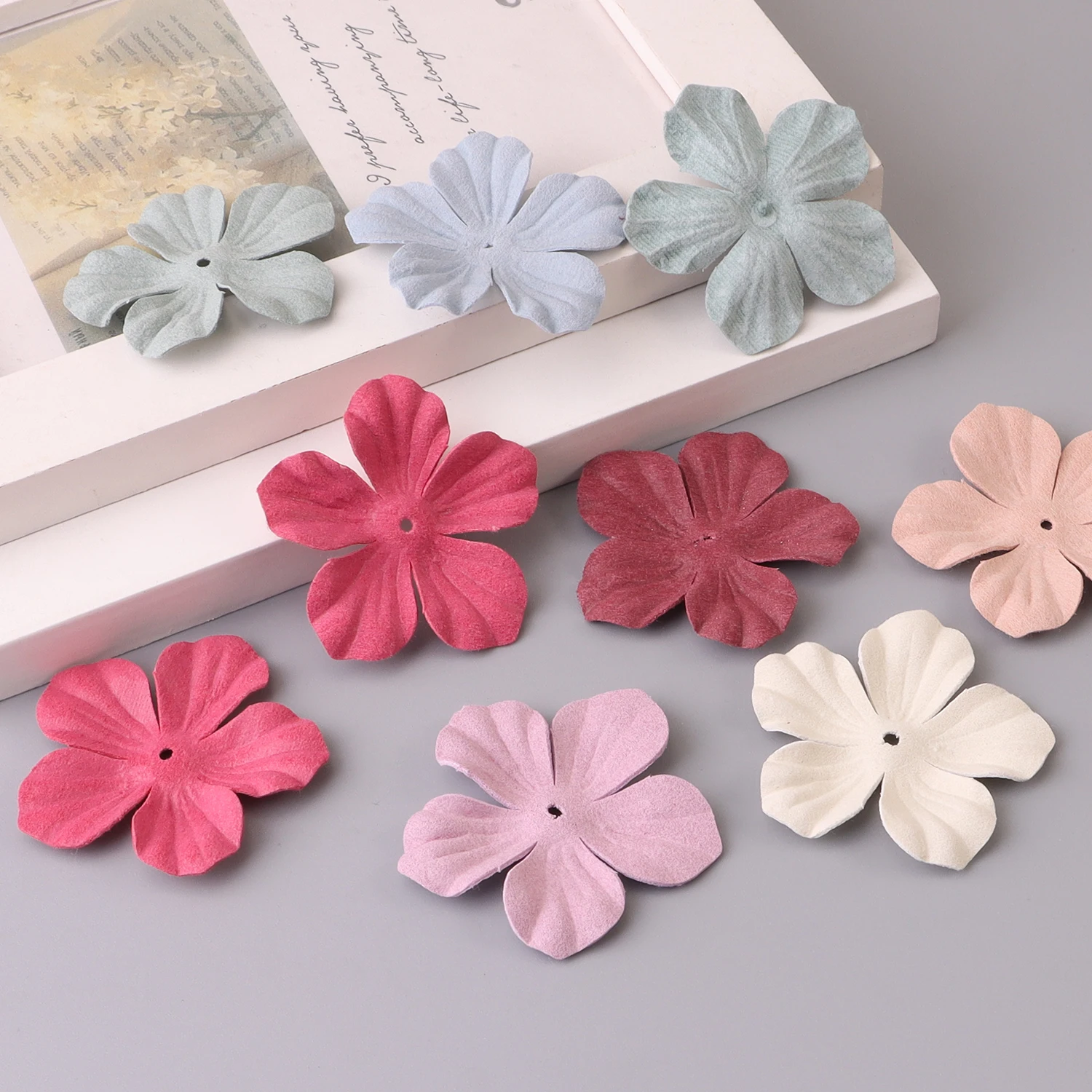 30pc Small Exquisite Leather Flowers Handmade Artificial Flower Head Wedding Decoration DIY Scrapbooking Craft Fake Flower