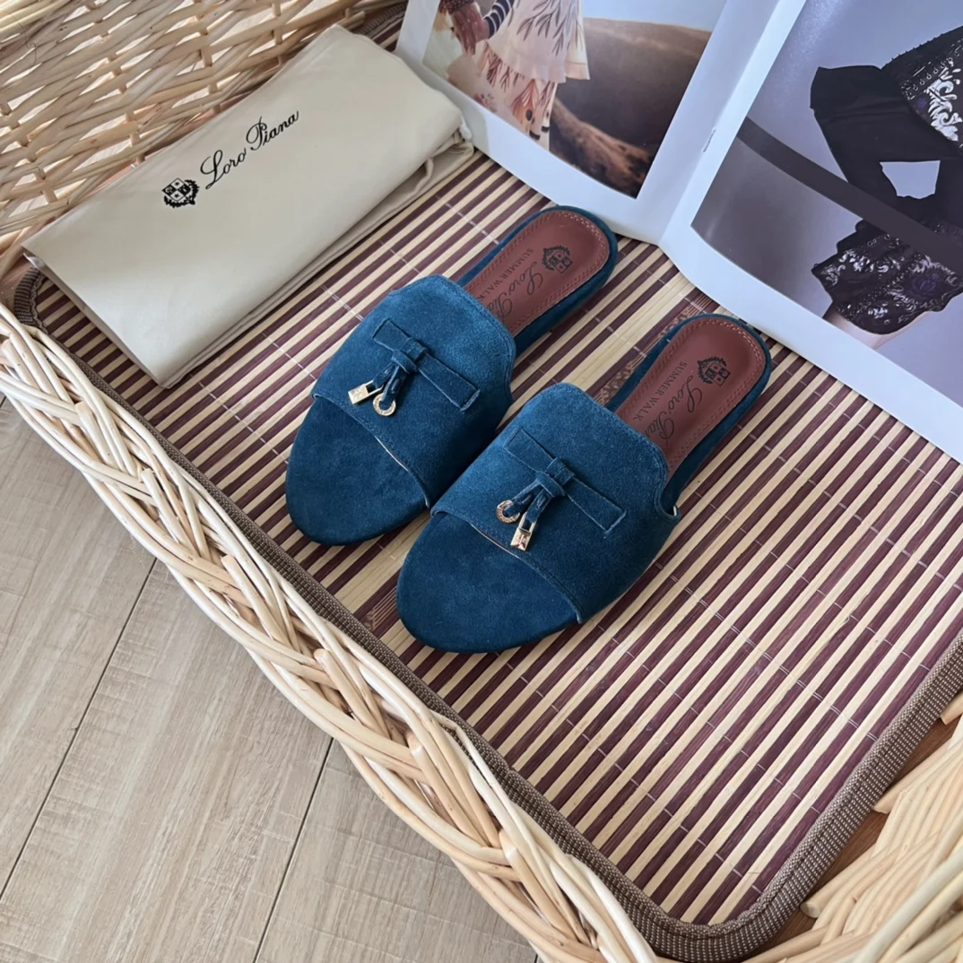 NOUVEAU 2026 – Chaussons de luxe LORO PIANA AUSTRALIS en daim marron pour femme, avec pompons décora