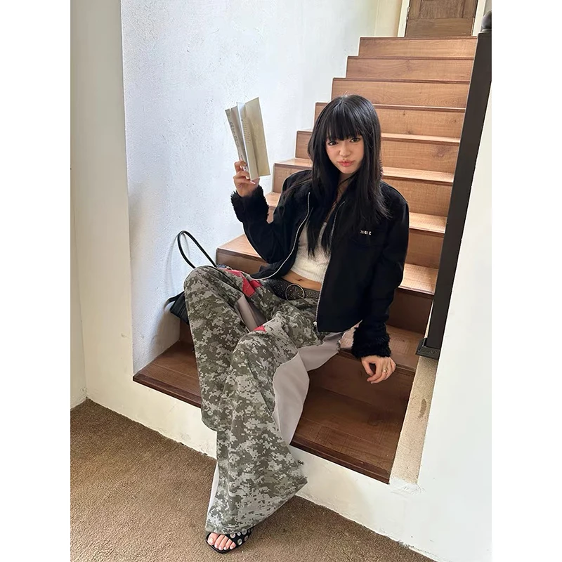 YIBASHU アメリカンレトロスターパッチワーク迷彩ワイドレッグスポーツパンツ女性の秋冬ハイストリートヒップホップワイドレッグパンツ