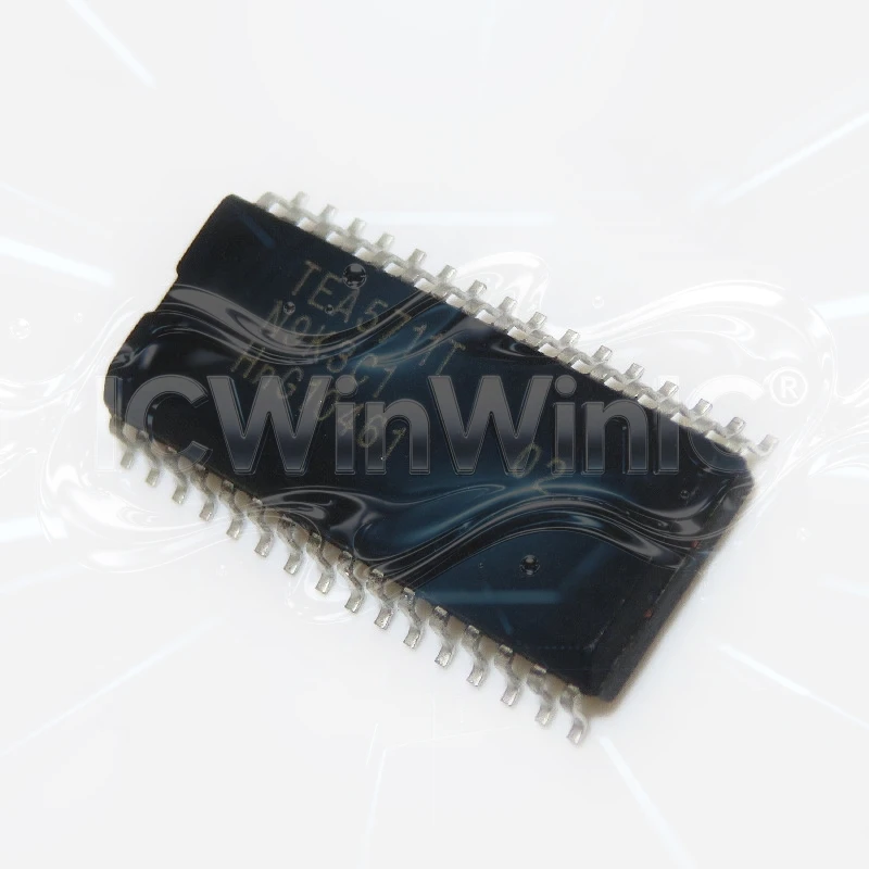 3-50PCS 30407 QFP-64 AD584LH AD584 TEA5711T TEA5711 F71869AD F71869 AM29F010B-45EC AM29F010B LA7217M LA7217